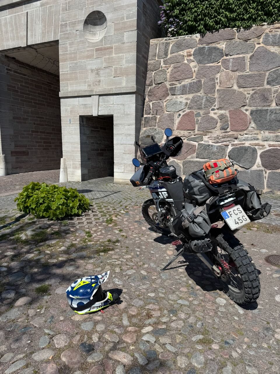 TET adventure stop